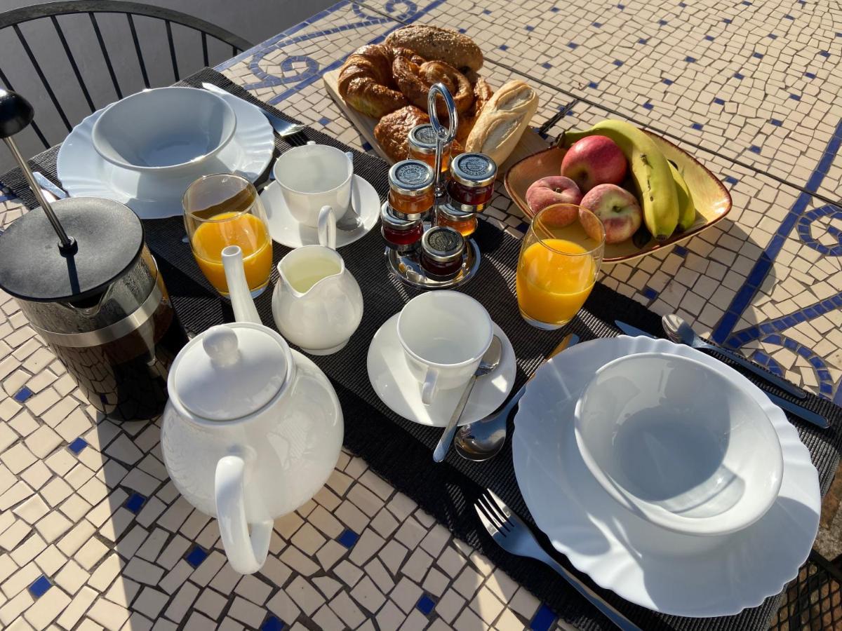 Bed and breakfast Haza Redonda *