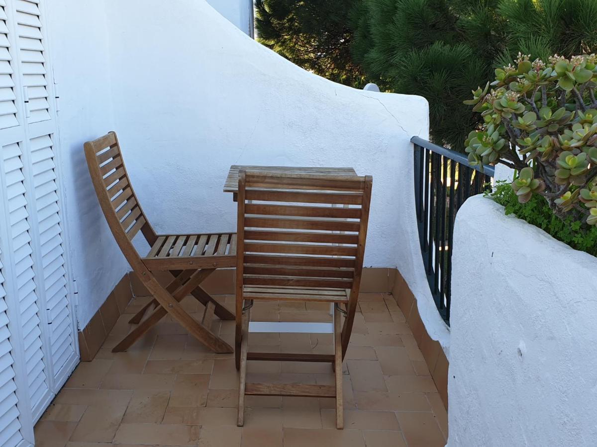 Apartamento Ref 23v2e 2 Hab. Urb. Pinar Don Jesus Campano (Andalucia)