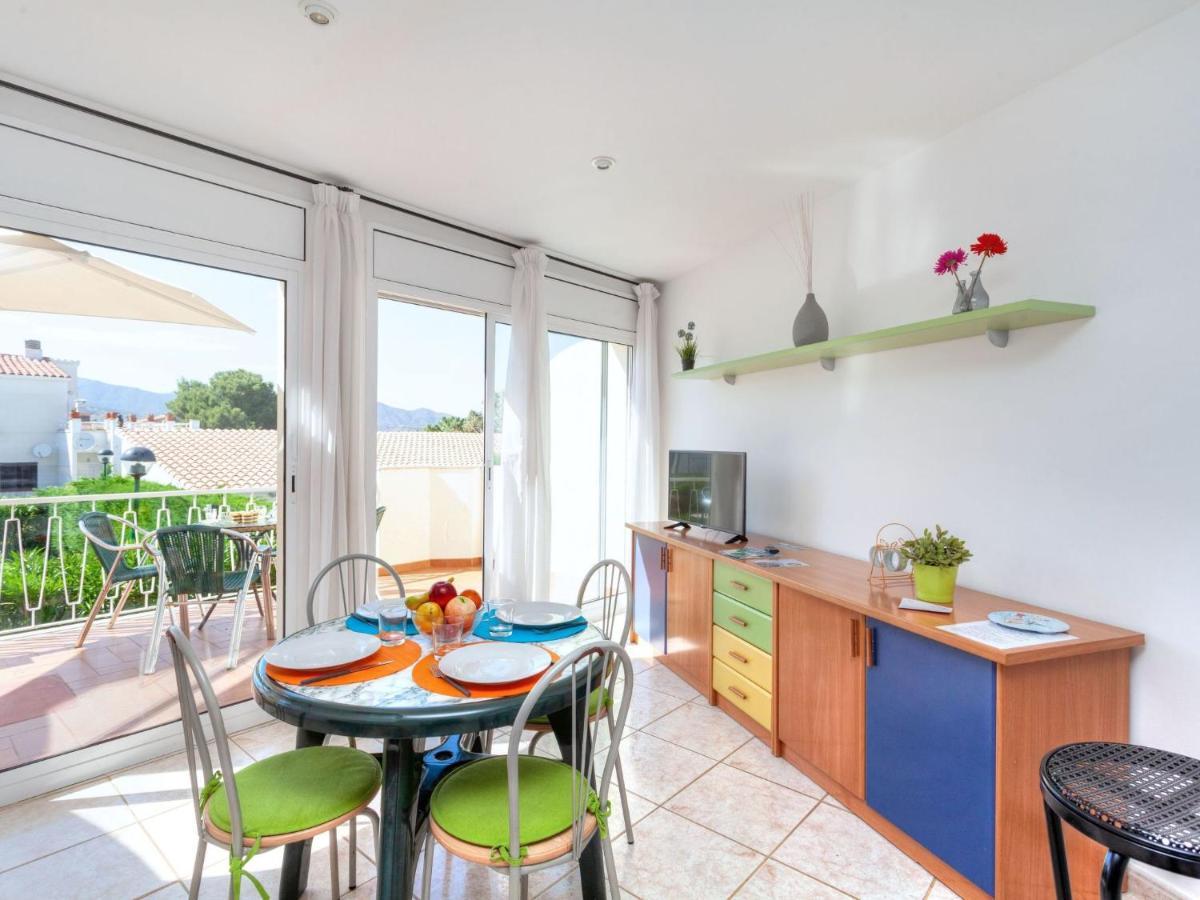 Palmiers I-5 By Interhome *
