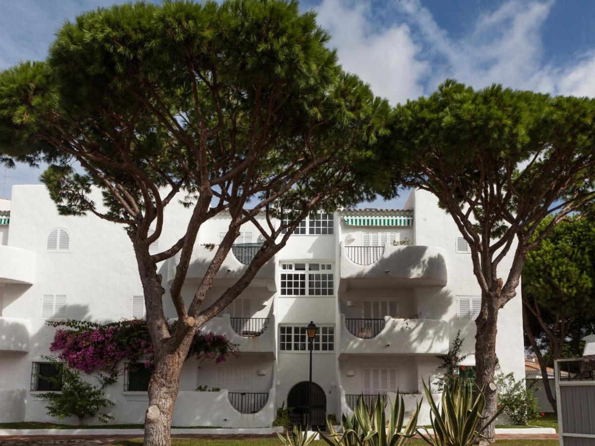 Ref 23v2e 2 Hab. Urb. Pinar Don Jesus Campano (Andalucia)