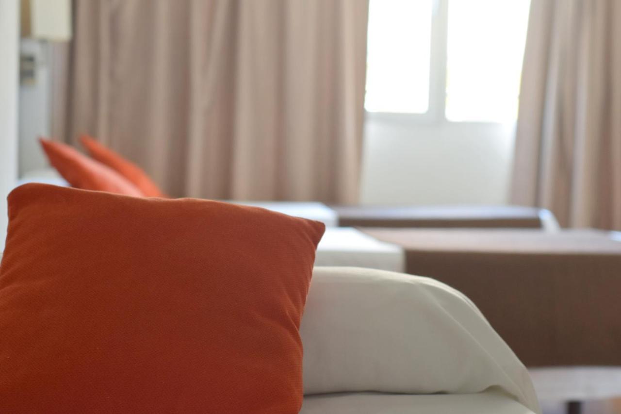 Adonis Pelinor Hotel