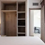 Apartamentos Blanco y Negro - Recien reformado
