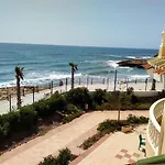 Shoal Apartamentos