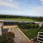 Chalet Adosado Con Encanto Junto Al Mar, En Castro Urdiales