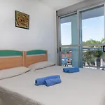 Apartment La Riviera