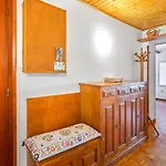 Beautiful Mountainside Stay With Kitchen In Puigcerda