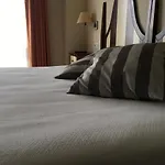 Hotel Valle De Cabezon