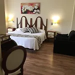 Hotel Valle De Cabezon