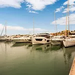 Belvilla By Oyo Apartment In San Roque Cadiz