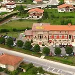 hotel gueñes