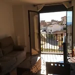 La Mirada De Mora