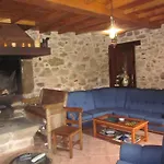 Casa Os Carballas