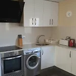 A 50 Metros Del Paseo Maritimo