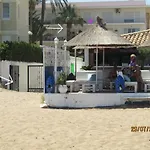 Planta baja primera linea de playa las marinas con acceso al mar