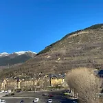 Fantastico Piso Muy Luminoso En Pleno Centro De Vielha