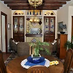 Casa Rural Ravalet 21