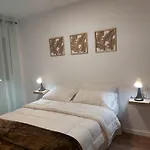 Fabuloso Apto 1 Dormitorio Para 1-4 Personas Terraza WI-FI Parking A Estrenar