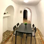 Casa Cueva Castillo