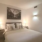 Elegant Apartment In Puerto Banus
