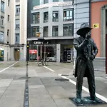 Dueñas (Centro Ciudad, Plaza De Garaje)