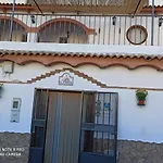 Casa Cueva La Fuente
