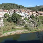 El Raco Al Riu De Montserrat
