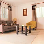 Edam Apartment