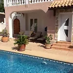 Casa tres coronas-Annexet