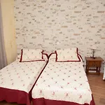 Casa Cuatro Esquinas