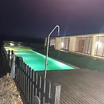 Casa Herreros - Alojamiento Rural con Pista de Padel