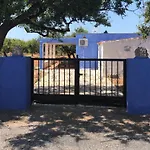 Casita de los Almendros