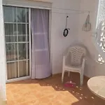 Bungalov U Ruzove Laguny