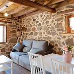 Casas Del Castillo, 1