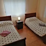 Chalet Montprats, Serra