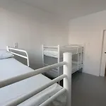 Albergue De Caldas De Reis Peregrinos Y Turistico