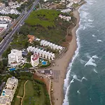 Luna Beach