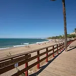 Luna Beach