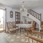 Hilltop Holiday Home in Villanueva de San Juan