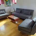 La Casita De Leon