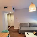 Apartamento RAL5021 en Triana junto al centro
