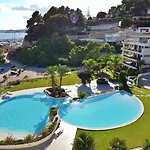 Apartment De Lux On Mascarat Beach