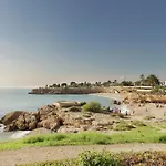 Quaint Apartment Close To The Seabeach