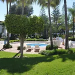 White Pearl Beach L2