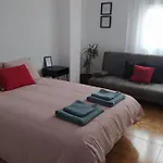 Amplio y céntrico apartamento junto al mar