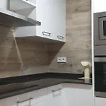 Piso Montero Ríos 18