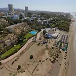 White Pearl Beach L2