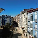 Tu Hogar En El Camino. Burgos Centro. Vut. Wifi