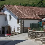 Charming House In Baraibar With Mountain View