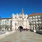 Tu Hogar En El Camino. Burgos Centro. Vut. Wifi