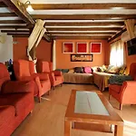 Apartamentos Rurales La Lancha